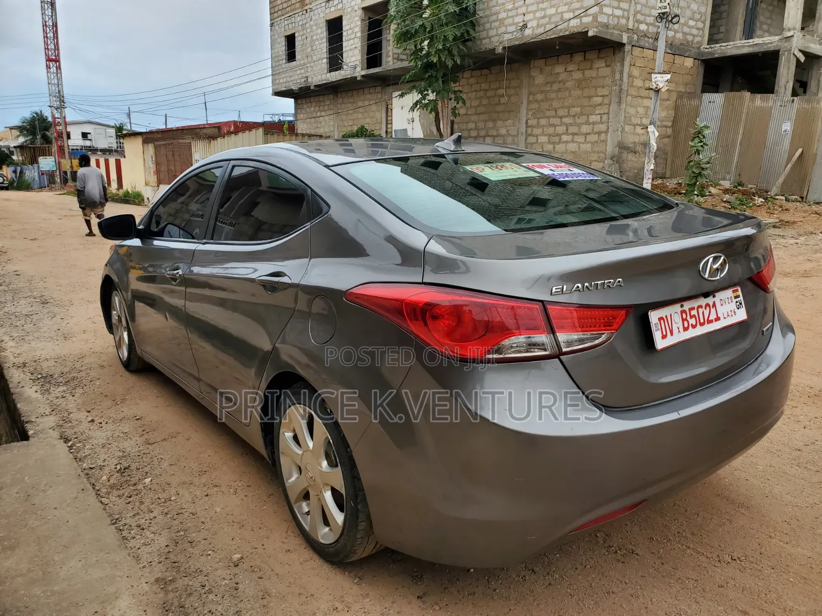 Hyundai Elantra Limited Sedan FWD (1.8L 4cyl 6A) 2013 Gray