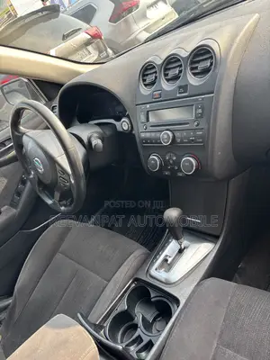 Nissan Altima 2012 Silver