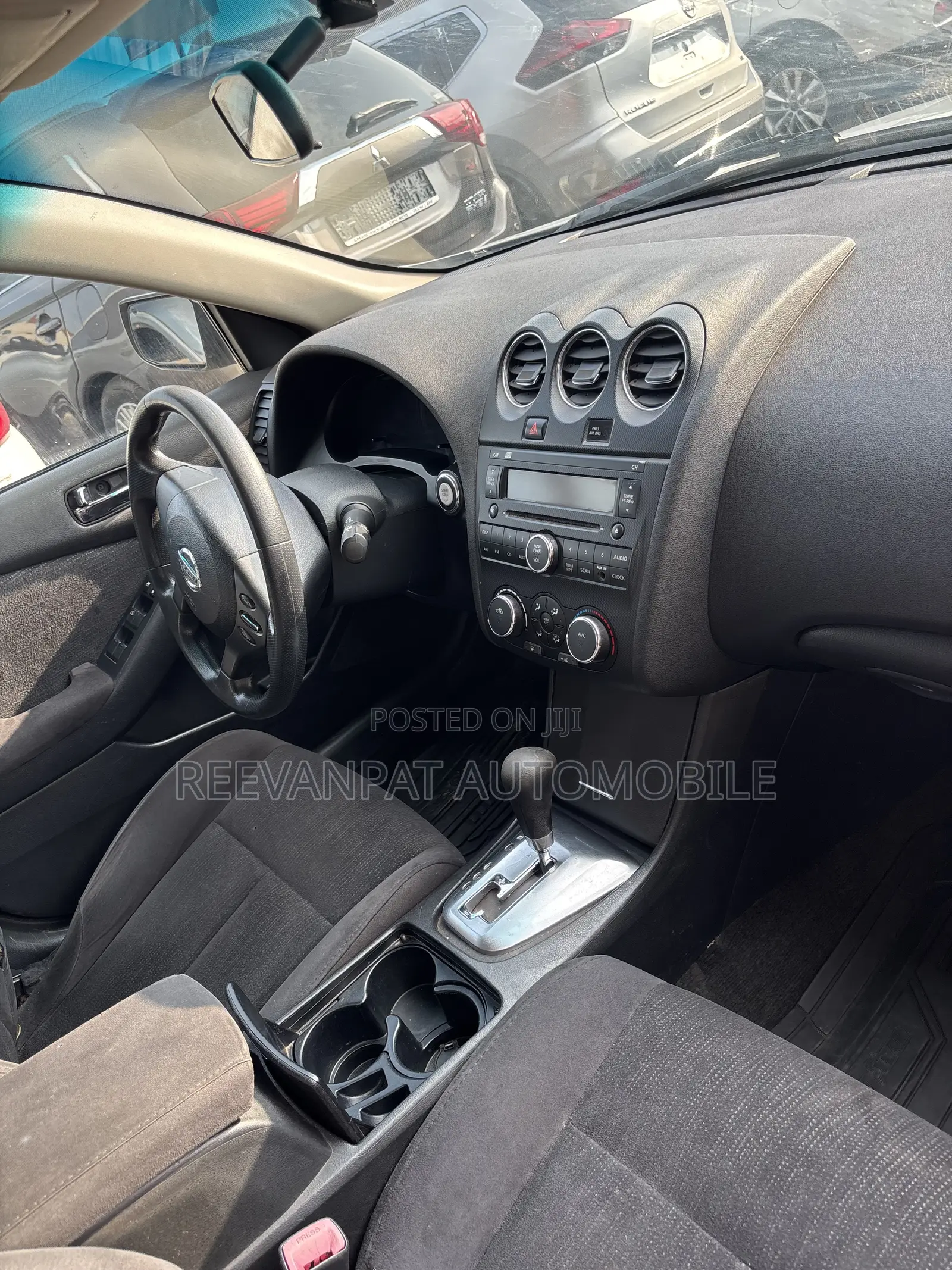 Nissan Altima 2012 Silver