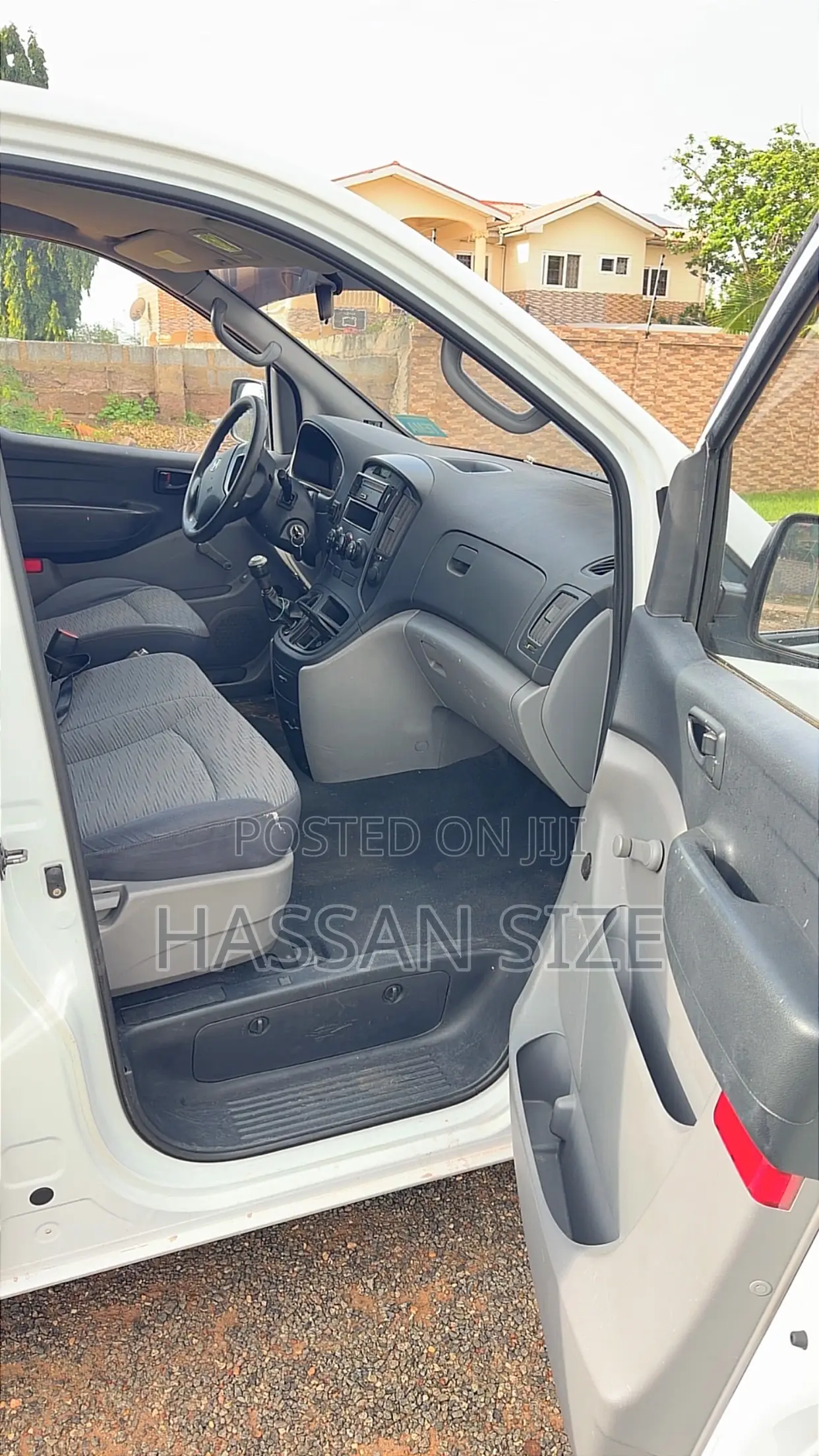 Hyundai H1 2008 White