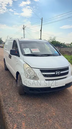 Hyundai H1 2008 White