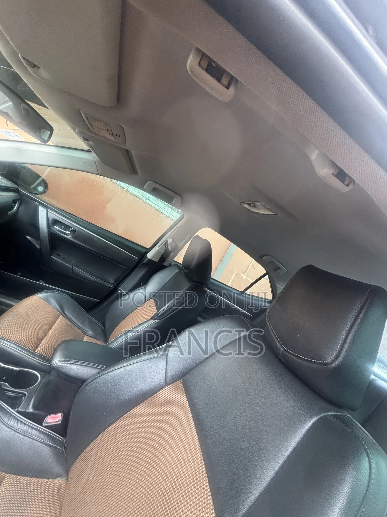 Toyota Corolla LE 4dr Sedan (1.8L 4cyl CVT) 2015 Gray