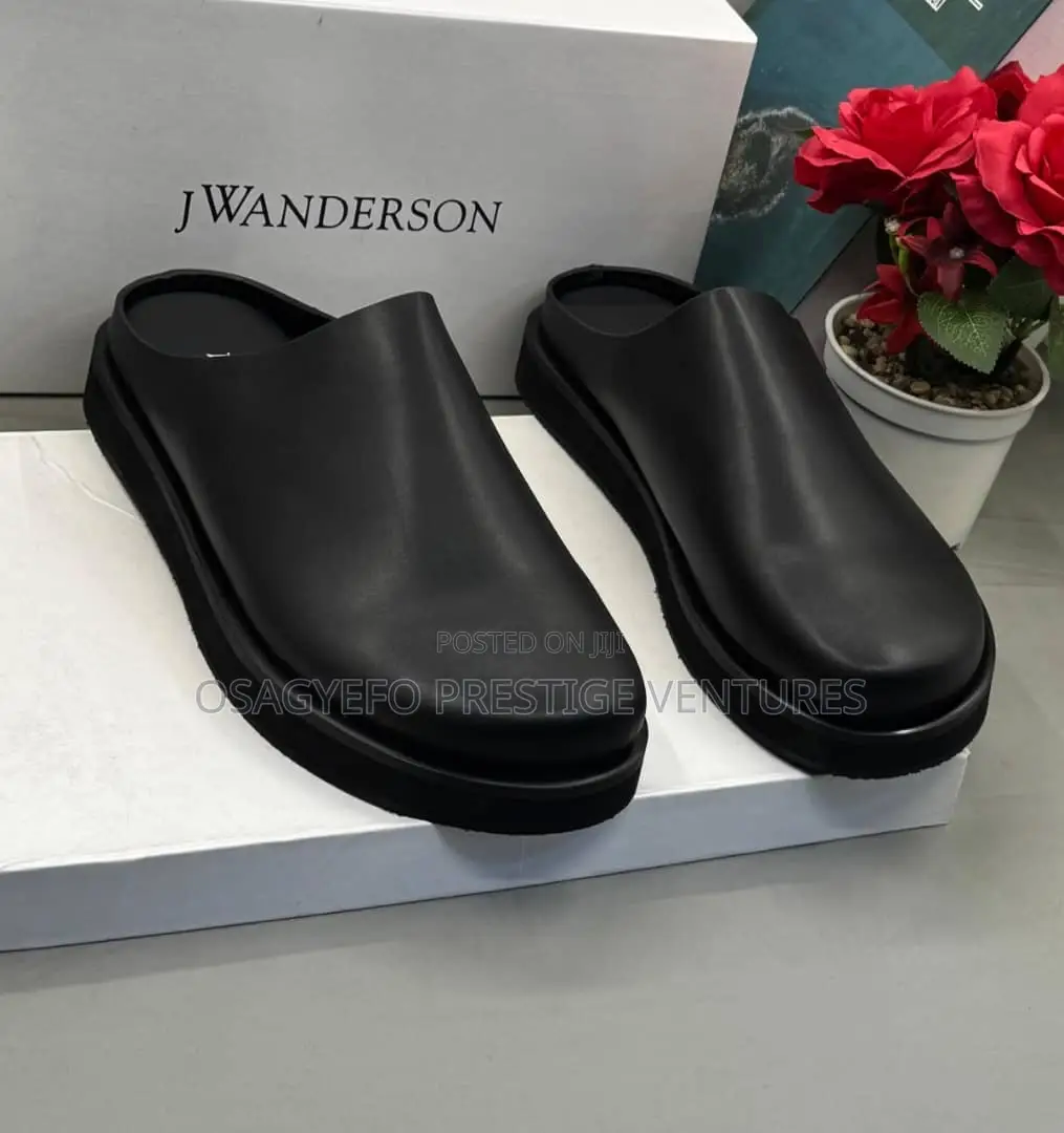 Luxury Black Leather Jw Anderson Clogs