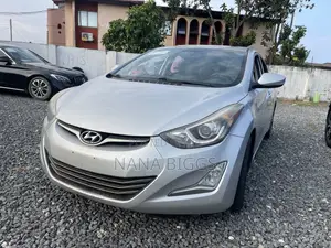 Hyundai Elantra Limited 4dr Sedan (1.8L 4cyl 6A) 2015 Silver