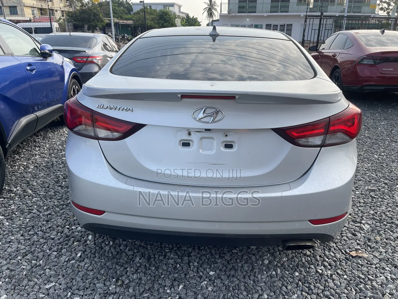 Hyundai Elantra Limited 4dr Sedan (1.8L 4cyl 6A) 2015 Silver
