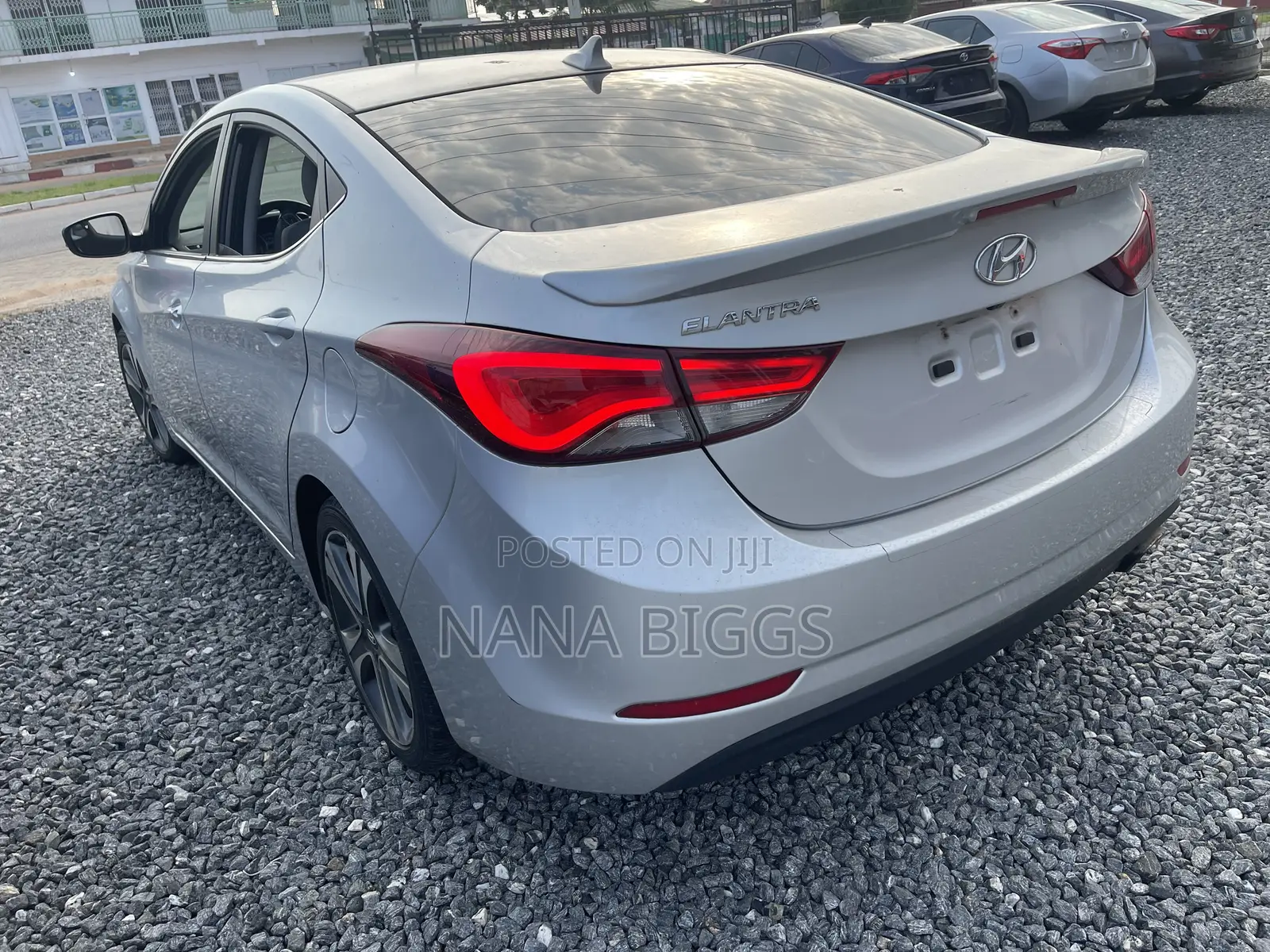 Hyundai Elantra Limited 4dr Sedan (1.8L 4cyl 6A) 2015 Silver