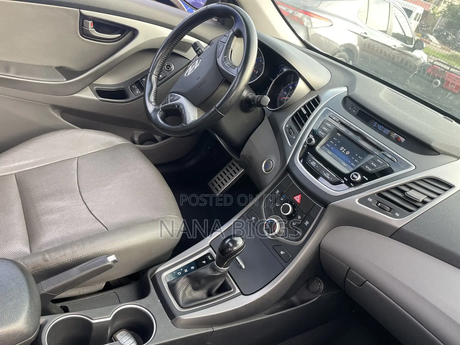 Hyundai Elantra Limited 4dr Sedan (1.8L 4cyl 6A) 2015 Silver