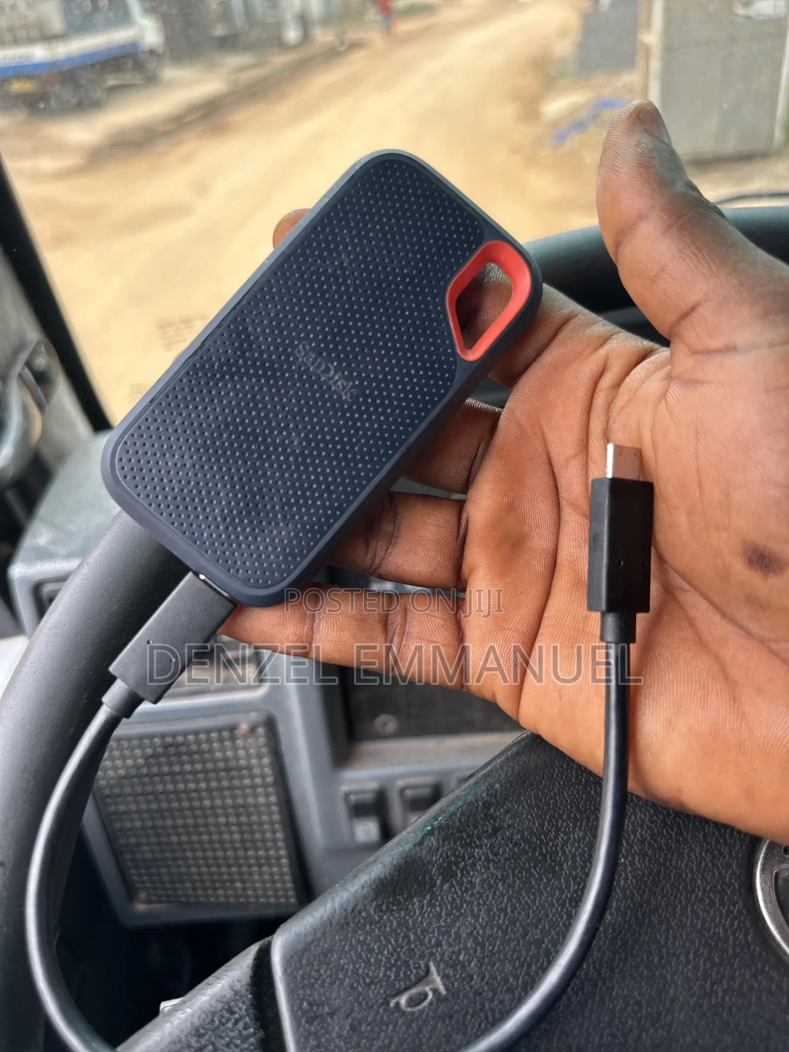Sandisk Portable SSD