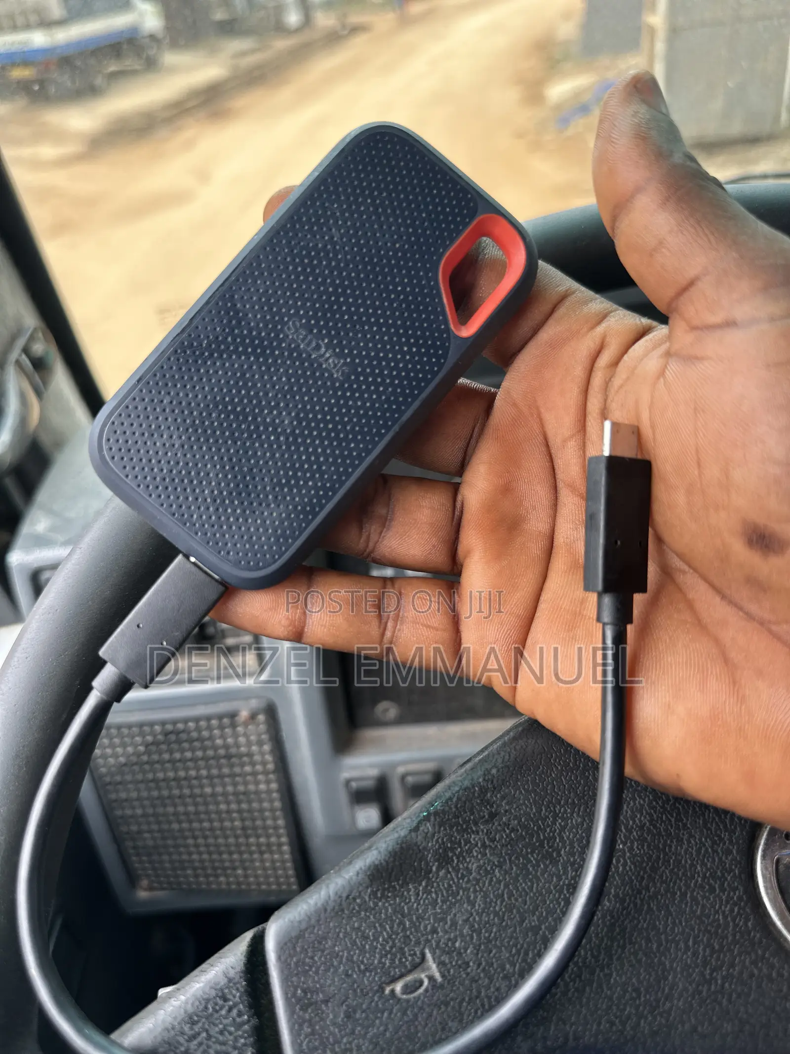 Sandisk Portable SSD