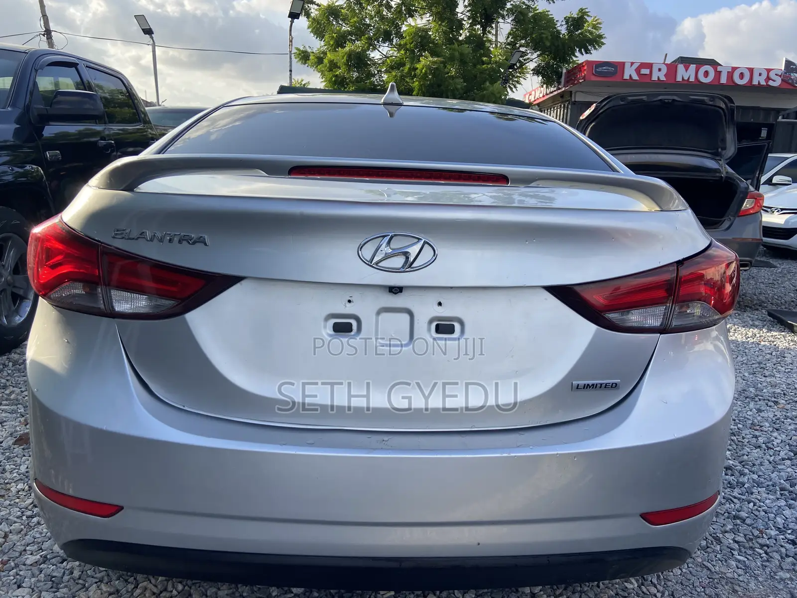 Hyundai Elantra 2015 Silver