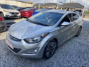 Hyundai Elantra 2015 Silver
