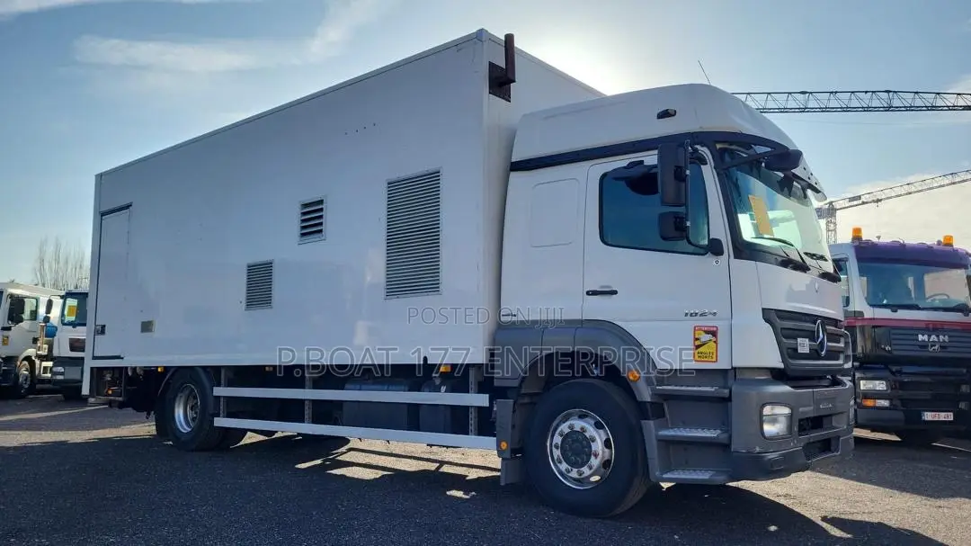 Mercedes-Benz Axor 2010 White