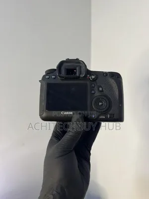 Canon 6d Full Frame DSLR Camera Body 98% New + Free Bag