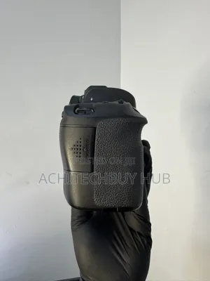 Canon 6d Full Frame DSLR Camera Body 98% New + Free Bag