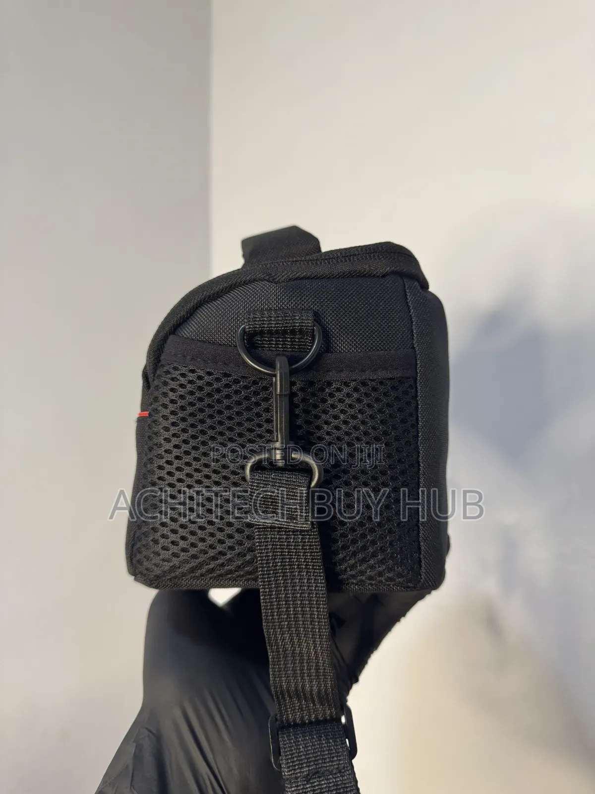 Canon 6d Full Frame DSLR Camera Body 98% New + Free Bag