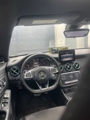 Mercedes-Benz CLA-Class AMG CLA 45 4MATIC Sedan 2016