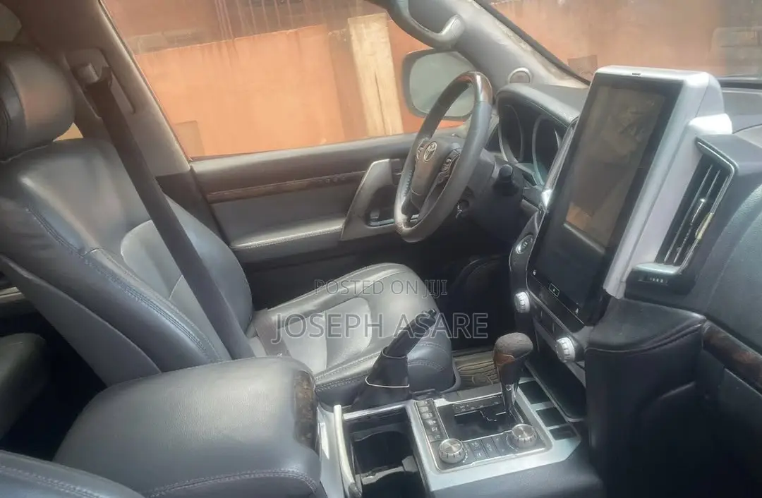 Toyota Land Cruiser 4.5 V8 VXR 2014 Black