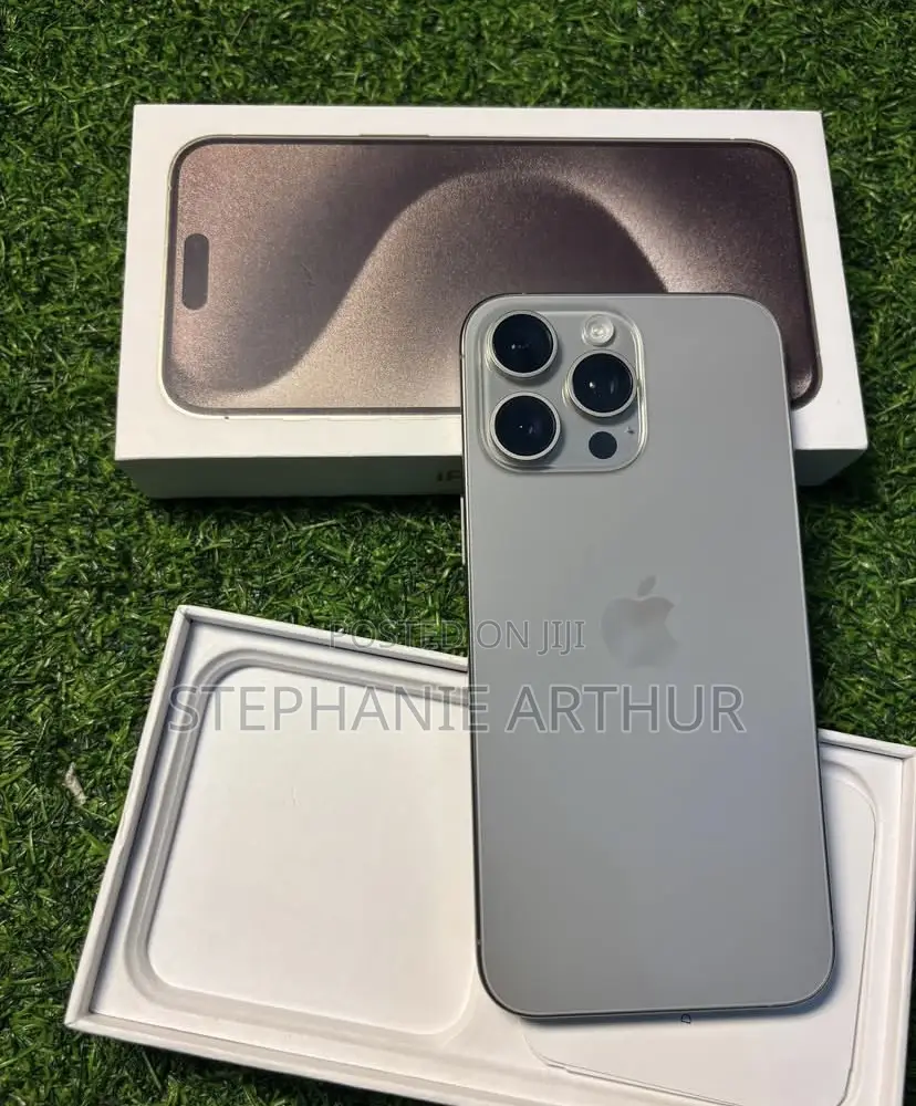 Apple iPhone 15 Pro Max 256 GB Gray