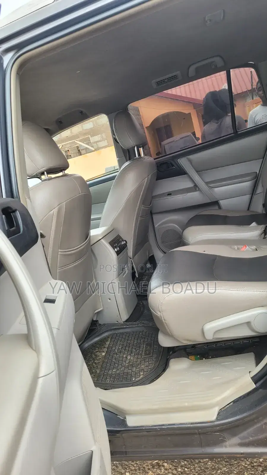 Toyota Highlander LE 4dr SUV (2.7L 4cyl 6A) 2014 Gray
