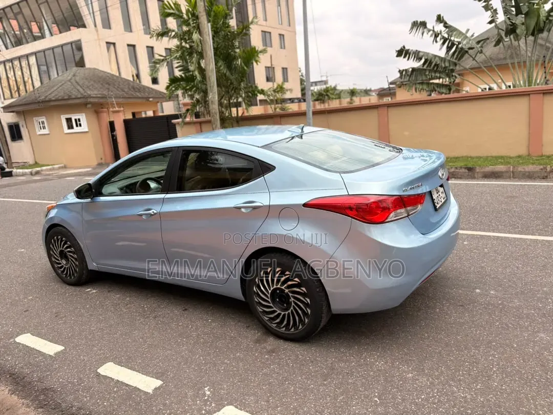 Hyundai Elantra 2013 Gray