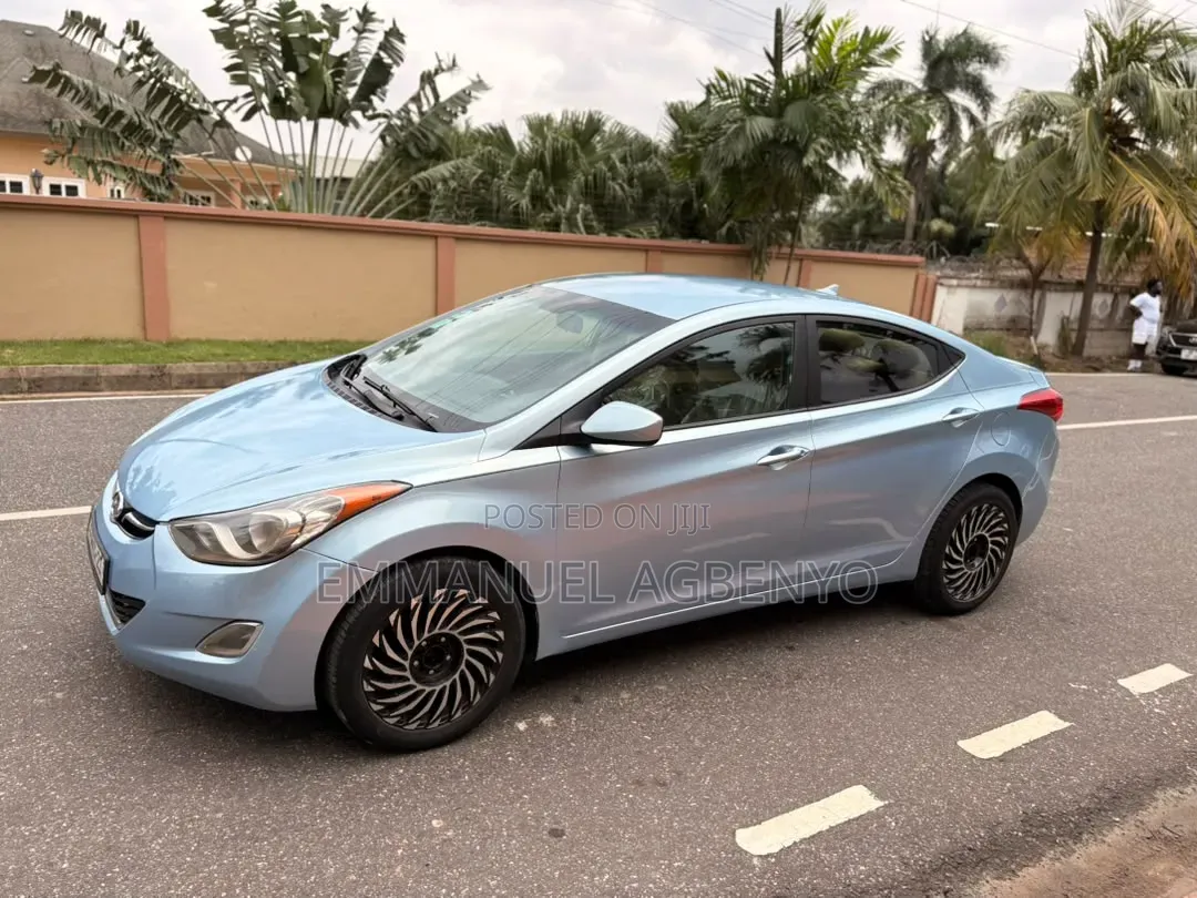 Hyundai Elantra 2013 Gray