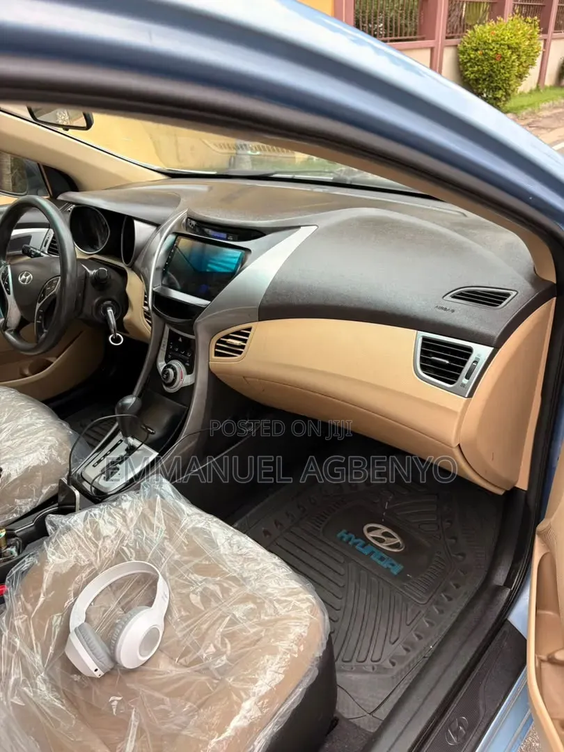Hyundai Elantra 2013 Gray