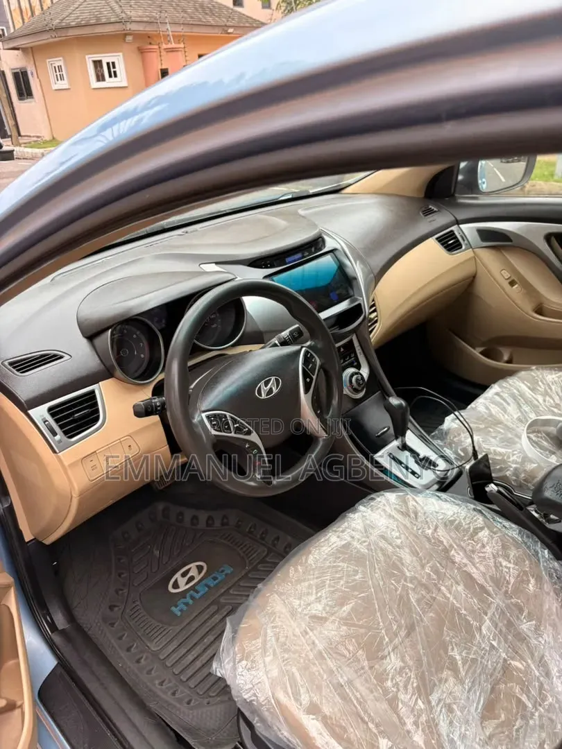 Hyundai Elantra 2013 Gray