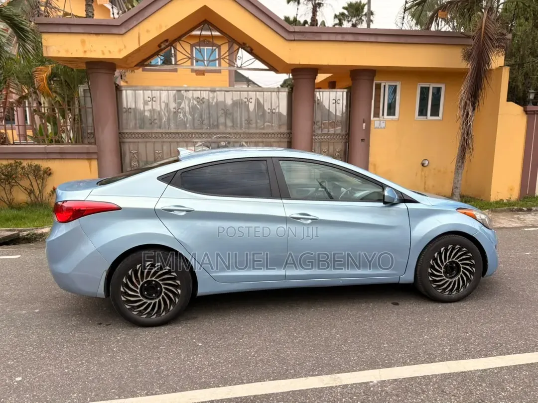 Hyundai Elantra 2013 Gray