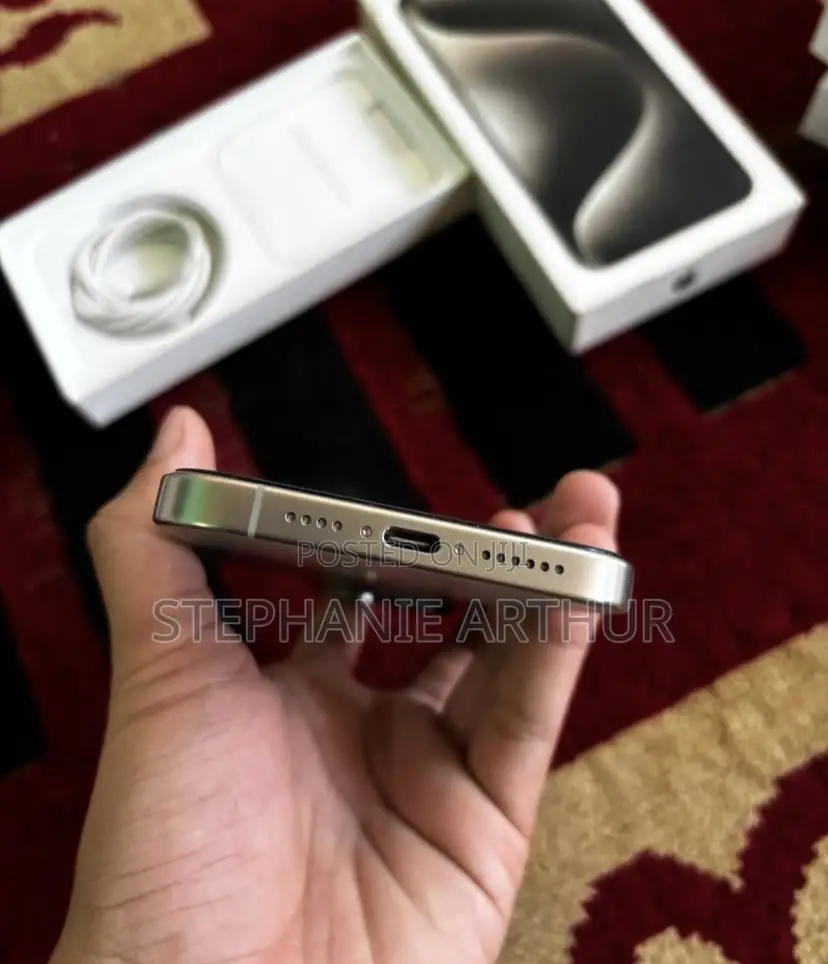 Apple iPhone 15 Pro Max 512 GB Gray