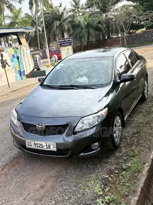 Toyota Corolla LE 4dr Sedan (1.8L 4cyl 4A) 2010 Gray