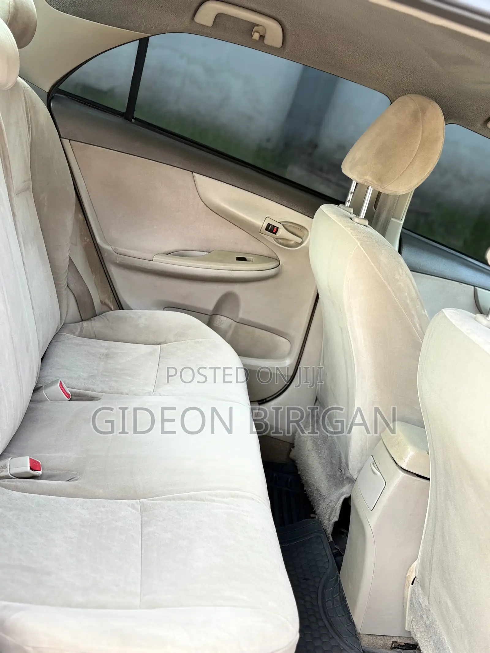 Toyota Corolla LE 4dr Sedan (1.8L 4cyl 4A) 2010 Gray