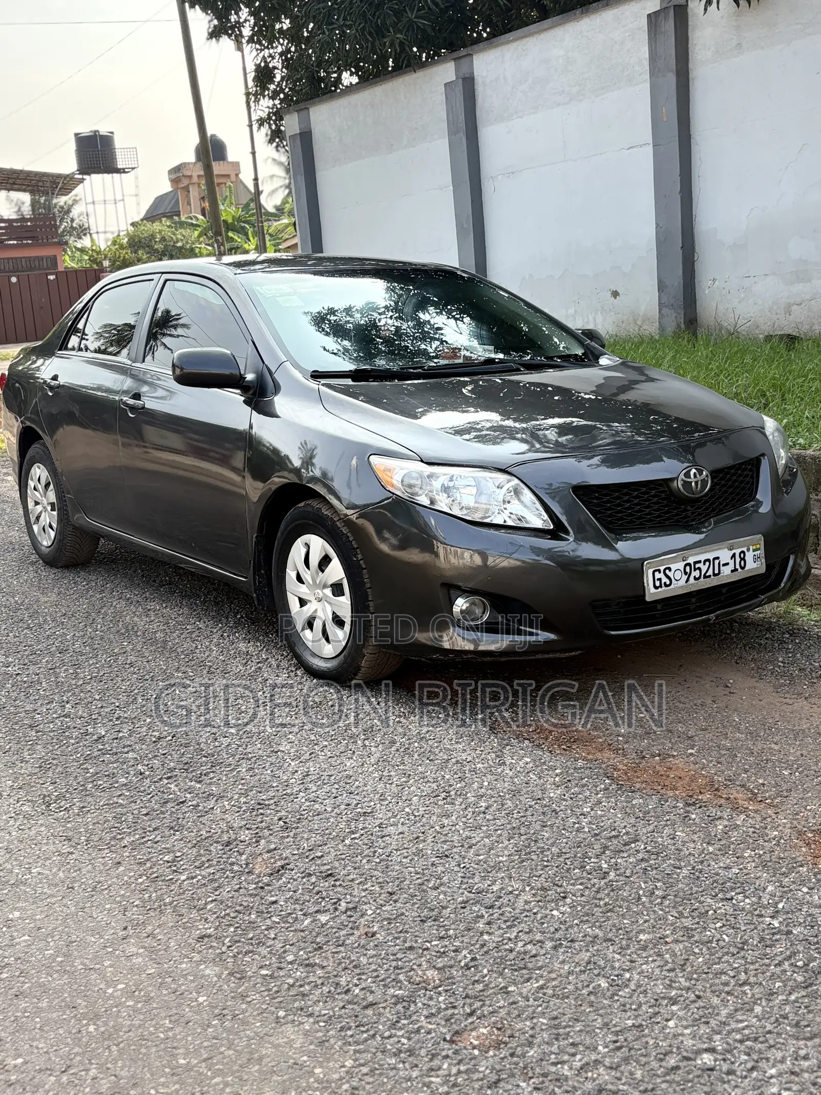 Toyota Corolla LE 4dr Sedan (1.8L 4cyl 4A) 2010 Gray