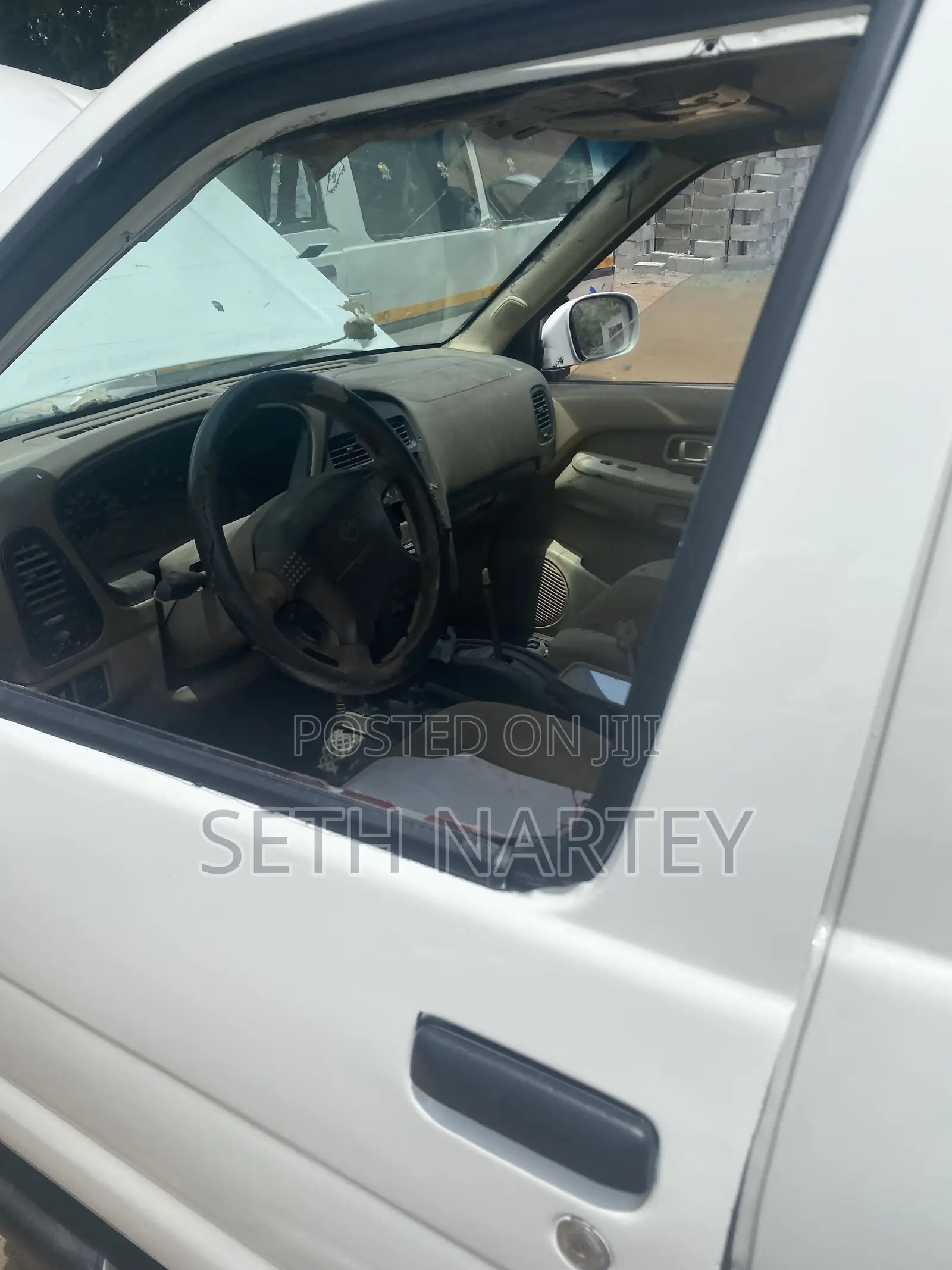 Nissan Pathfinder SE 4x4 2004 White