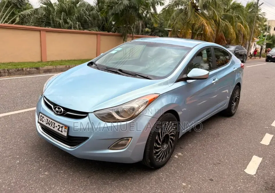 Hyundai Elantra 2013 Gray
