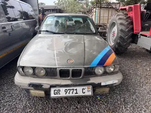 BMW 520i 2002 Brown