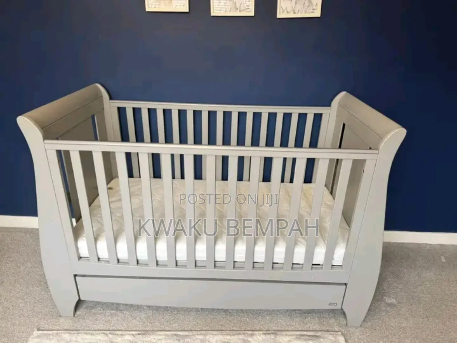 Sleigh Baby's Cot Bed With Drawer
