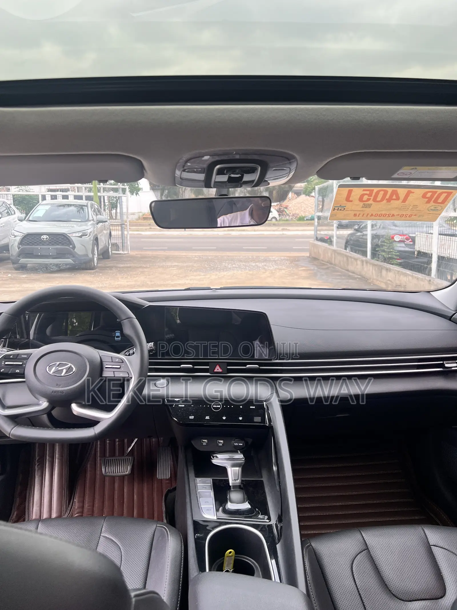 Hyundai Elantra Limited 2024 White
