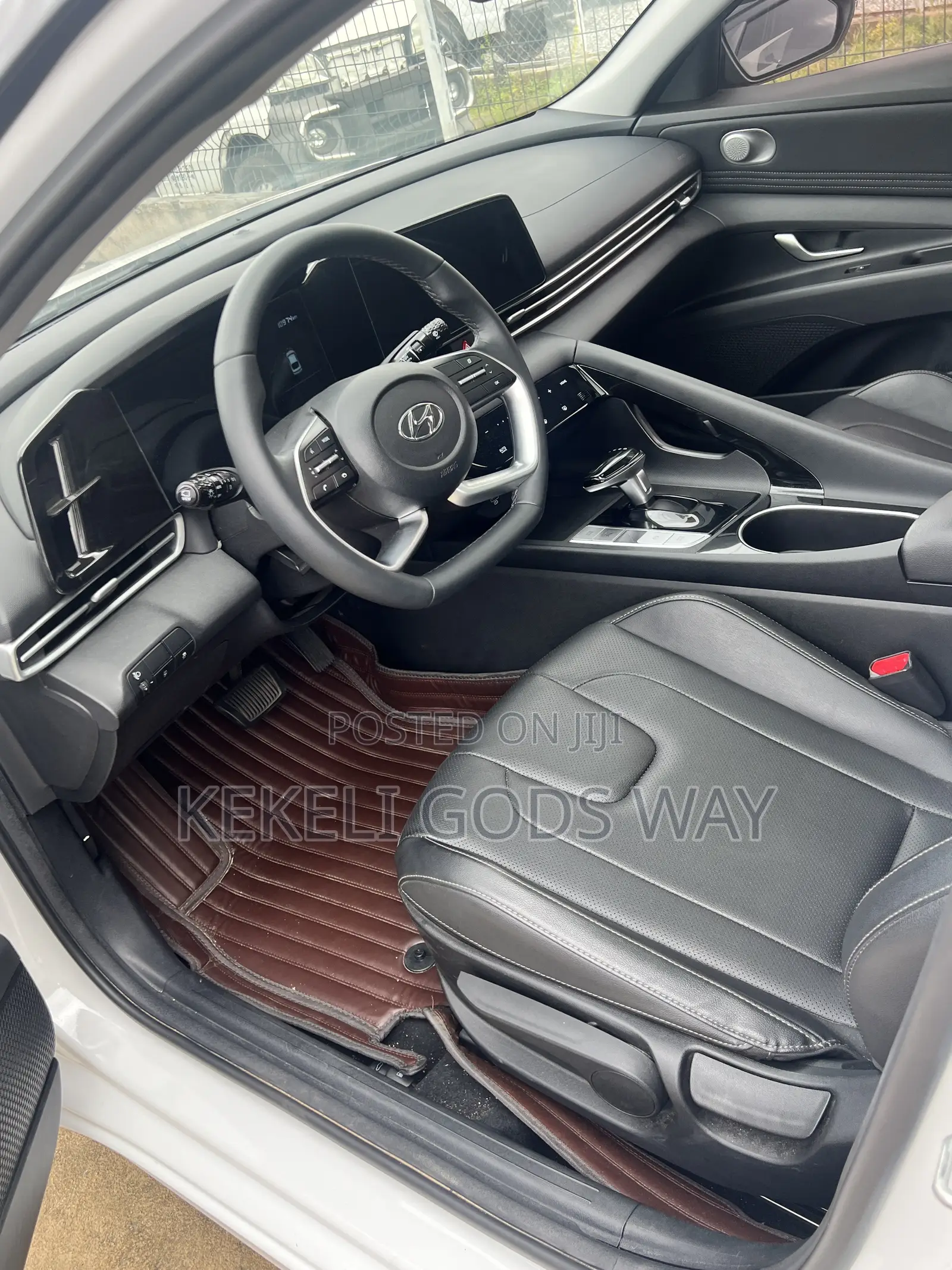 Hyundai Elantra Limited 2024 White