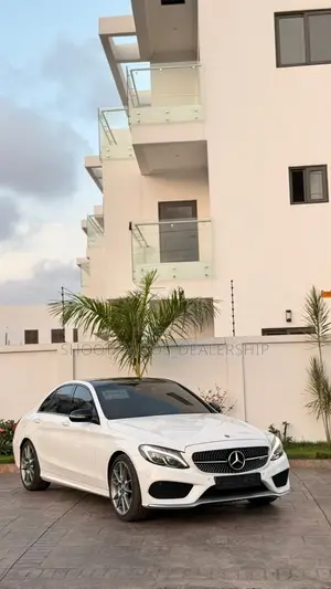 Mercedes-Benz C43 2017 White