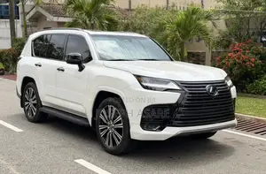 Lexus LX 700h 2025 White