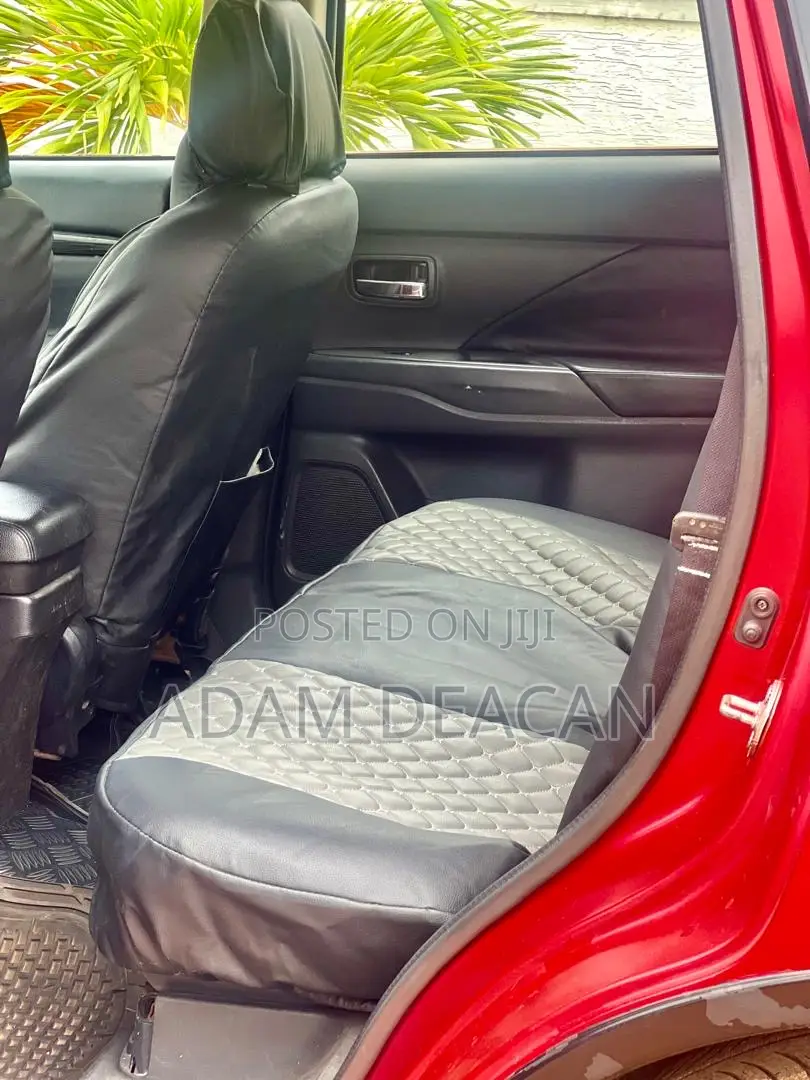 Mitsubishi Outlander 2017 Red