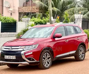 Mitsubishi Outlander 2017 Red