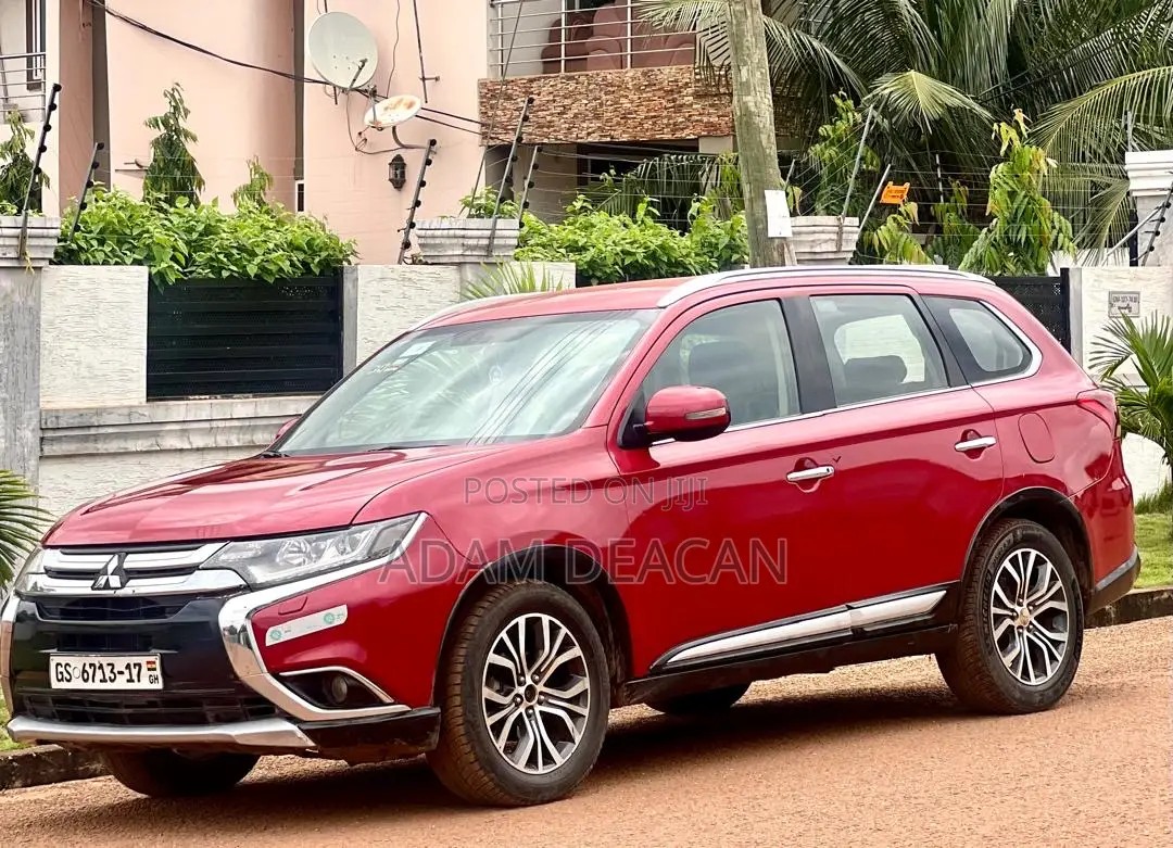 Mitsubishi Outlander 2017 Red
