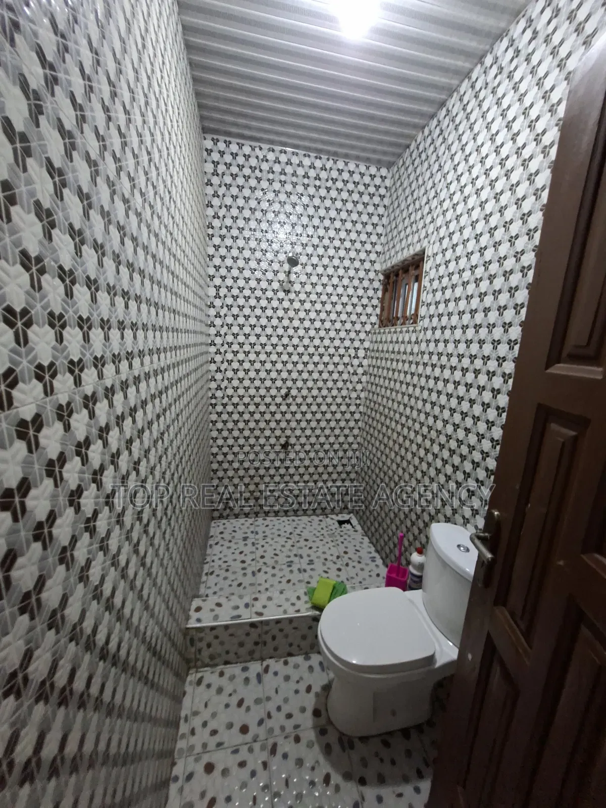1bdrm Apartment in North Legon for rent