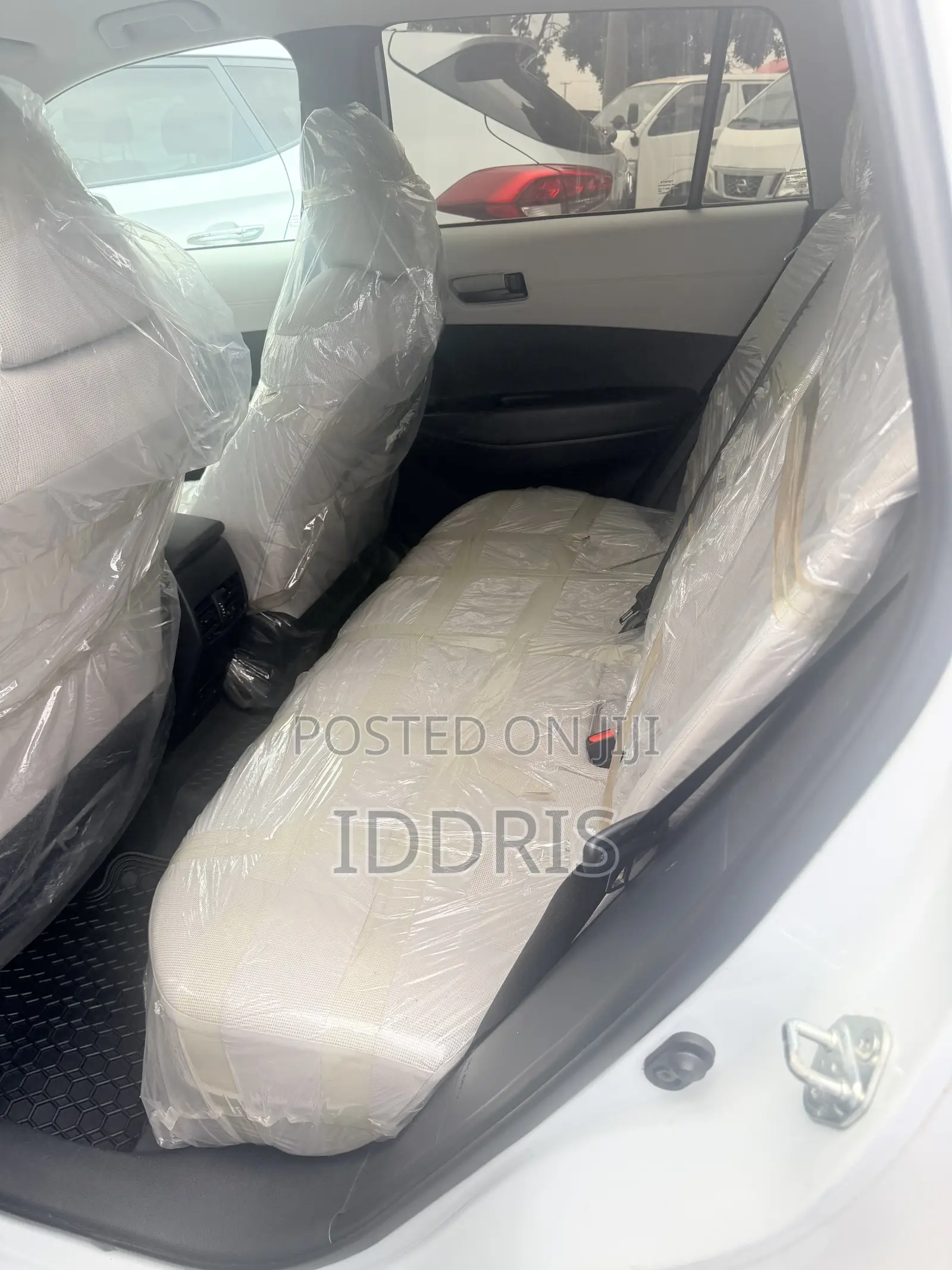 Toyota Corolla Cross 2.0 Petrol AWD 2022 White