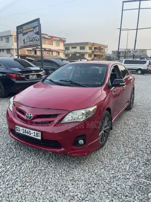 Toyota Corolla S 4dr Sedan (1.8L 4cyl 4A) 2013 Red