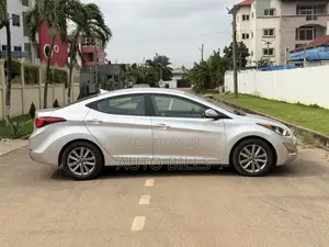 Hyundai Elantra SE 4dr Sedan (1.8L 4cyl 6M) 2015 Silver