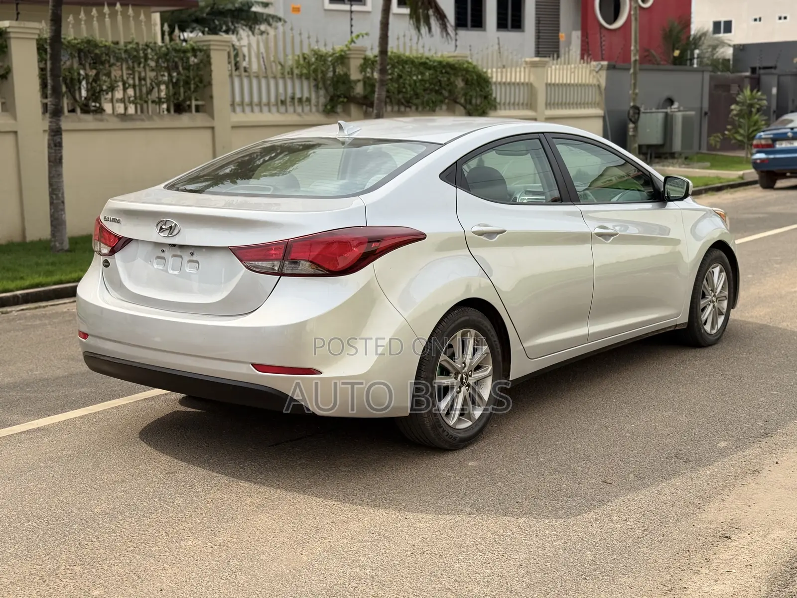 Hyundai Elantra SE 4dr Sedan (1.8L 4cyl 6M) 2015 Silver