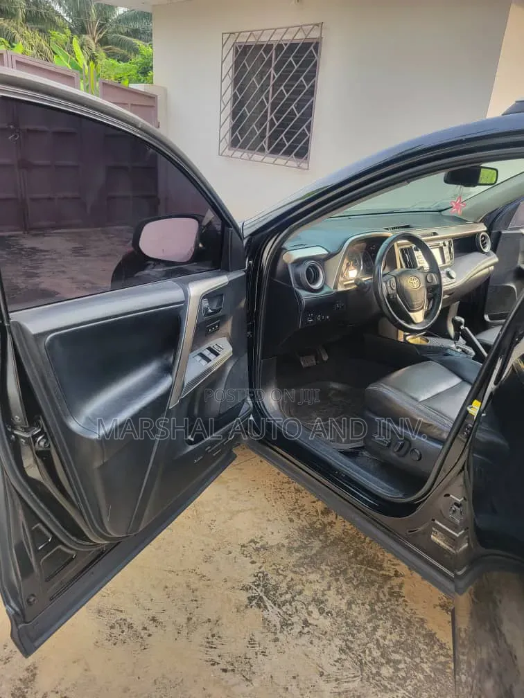 Toyota RAV4 2016 Black
