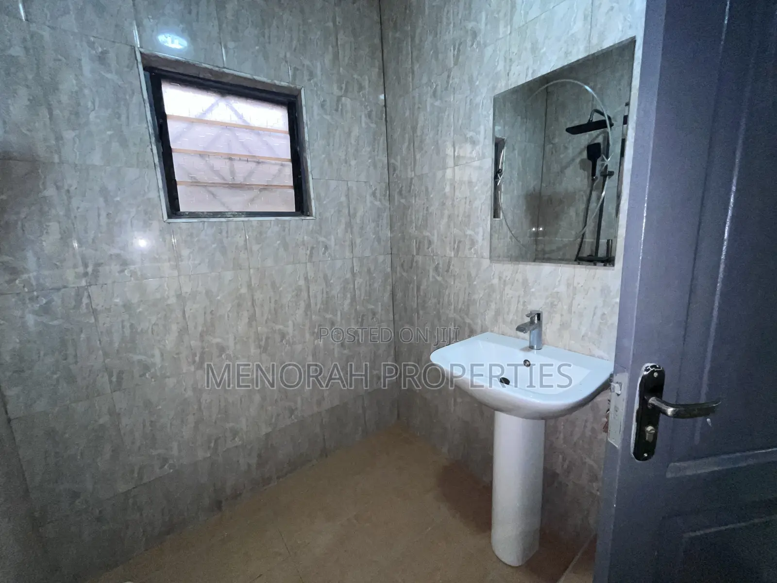 2bdrm Apartment in Adenta Amrahia for rent